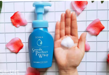 碧柔和洗顏?？颇膫€好 碧柔和洗顏專科洗面奶對比評測