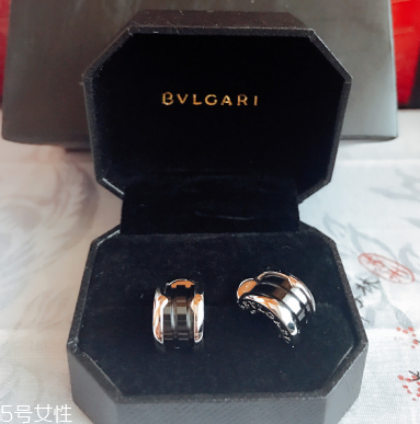 耳釘上的污垢怎么清洗？耳釘上有污垢怎么辦？