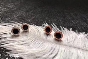 耳釘上的污垢怎么清洗？耳釘上有污垢怎么辦？