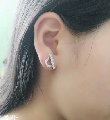 耳釘轉(zhuǎn)不動(dòng)怎么辦？耳釘轉(zhuǎn)不動(dòng)怎么處理？