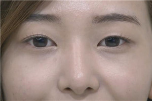 內(nèi)雙眼皮、單眼皮、雙眼皮眼妝怎么畫最迷人漂亮