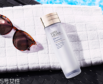 雅詩(shī)蘭黛肌底微精華什么季節(jié)用？夏天用油嗎？