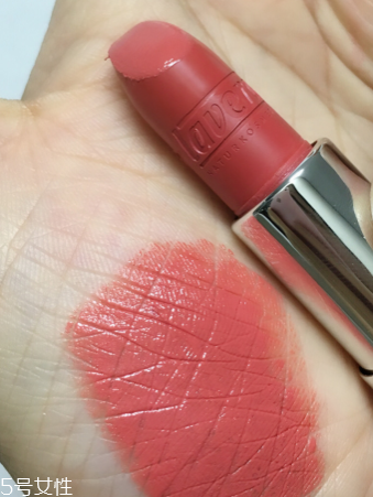 德國平價口紅什么牌子孕婦能用 德國平價孕婦口紅盤點(diǎn)