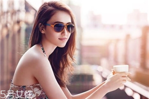 太陽鏡輕好還是重好？太陽鏡買輕的還是重的？