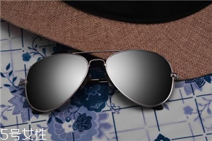 太陽鏡往下掉怎么調(diào)整？太陽鏡老是掉怎么辦？