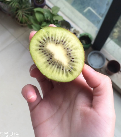 綠心獼猴桃怎么催熟？綠心獼猴桃的催熟方法