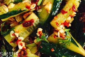 涼菜可以隔夜吃嗎 涼菜吃不完怎么保存 涼菜可以隔夜吃嗎 涼菜吃不完怎么保存