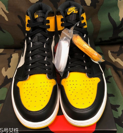 aj1黑黃腳趾會(huì)發(fā)售嗎？aj1黑黃腳趾實(shí)物曝光