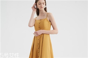 微胖穿什么連衣裙好看？微胖女生適合穿什么連衣裙？