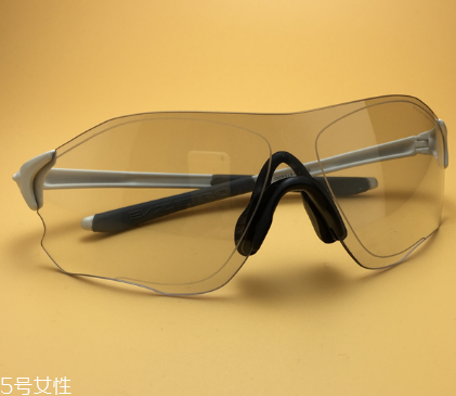 oakley眼鏡怎么樣？歐克利眼鏡好嗎？