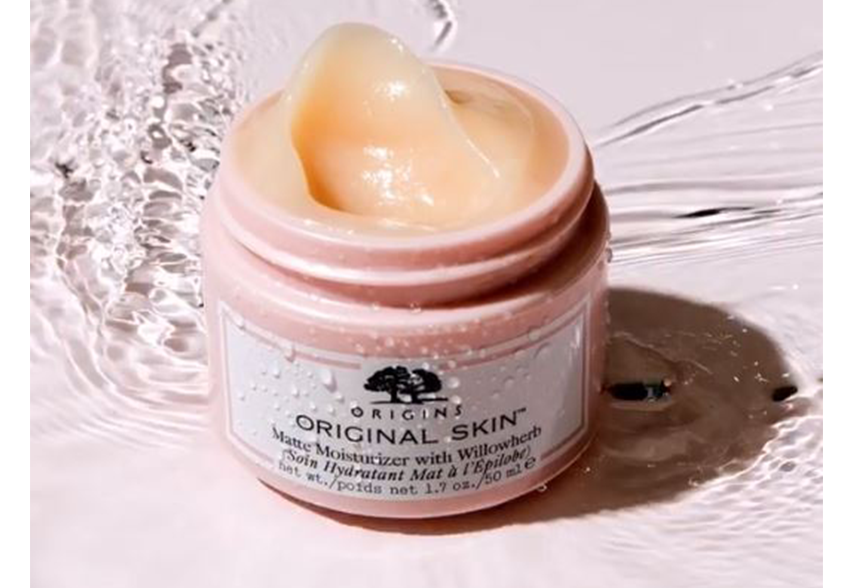 保濕凝霜什么時候用 保濕凝霜和面霜的區(qū)別 保濕凝霜什么時候用 保濕凝霜和面霜的區(qū)別