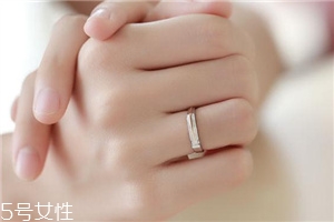 金大福和老鳳祥哪個(gè)好？金大福和老鳳祥品牌對(duì)比