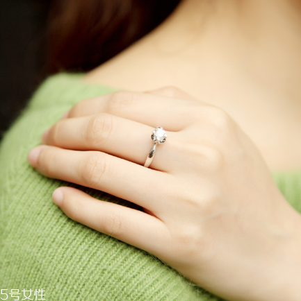 金大福和周大福哪個好？金大福和周大福對比