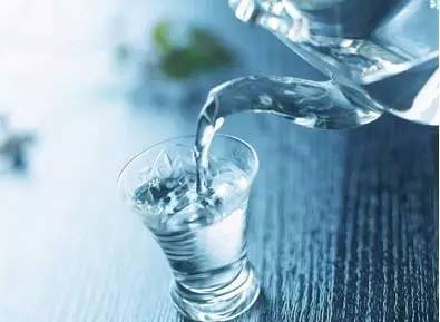 是什么壞習慣容易導致長痘痘 是什么壞習慣容易導致長痘痘