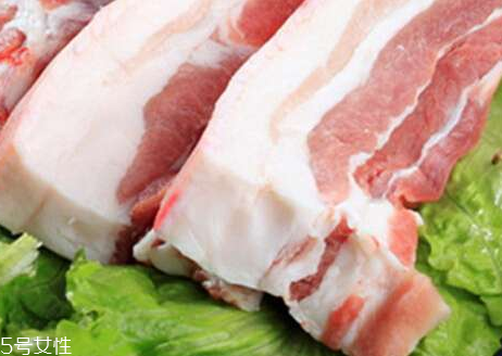 黑豬肉是黑色嗎？黑豬肉什么顏色？