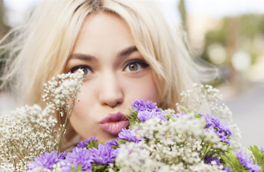 自體脂肪填充過(guò)多怎樣補(bǔ)救 自體脂肪填充過(guò)多解決方法 自體脂肪填充過(guò)多怎樣補(bǔ)救 自體脂肪填充過(guò)多解決方法