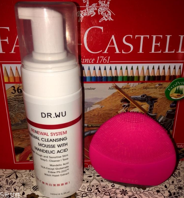 dr.wu杏仁酸亮彩潔顏慕斯泡沫適合膚質 dr.wu杏仁酸潔面