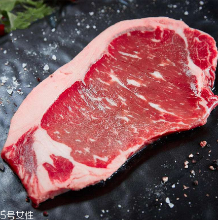 西冷牛排幾分熟最好吃？西冷牛排吃幾分熟？