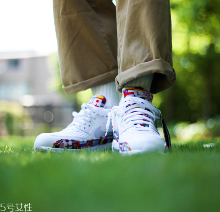 耐克國(guó)旗印花系列鞋子多少錢(qián)_有哪幾款？