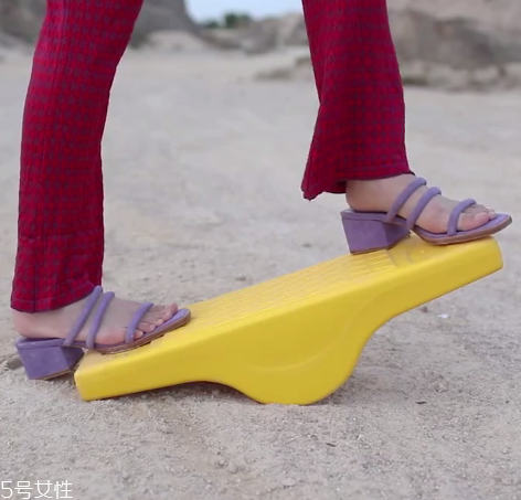 夏天穿紫色好看嗎？夏季紫色穿搭圖片