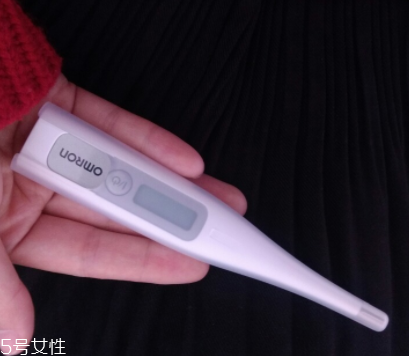 歐姆龍體溫計怎么換電池？歐姆龍體溫計沒電了怎么辦？