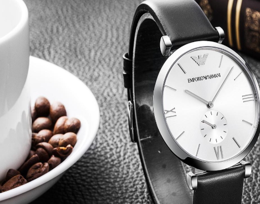 阿瑪尼手表和天梭手表哪個(gè)好？阿瑪尼手表和天梭哪個(gè)檔次高