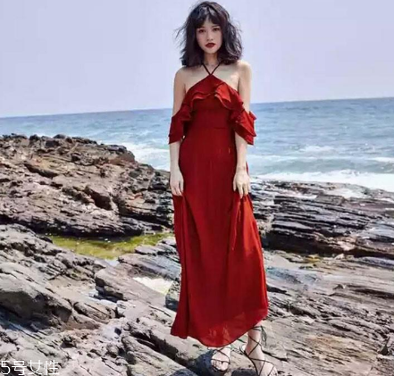 胸大適合什么連衣裙？胸大穿什么連衣裙好看？