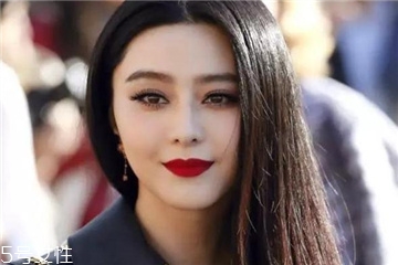 啞光口紅和霧面口紅的區(qū)別 口紅霧面和啞光的區(qū)別 啞光口紅和霧面口紅的區(qū)別 口紅霧面和啞光的區(qū)別