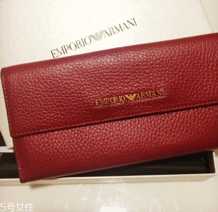 阿瑪尼錢包什么檔次？阿瑪尼錢包高檔嗎？