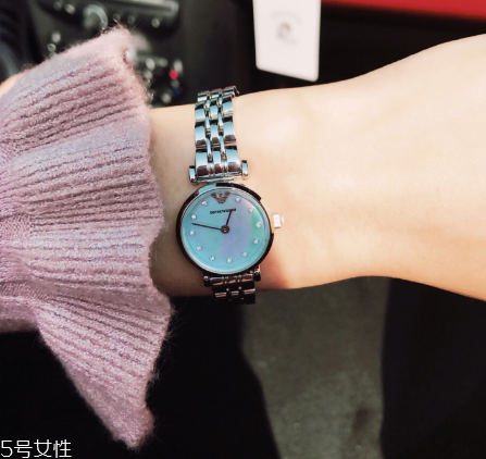 手表起霧是質(zhì)量問(wèn)題嗎？手表起霧是正?，F(xiàn)象嗎？