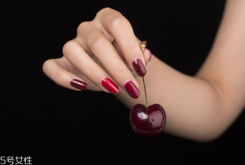 指甲油怎樣擦避免中毒 指甲油避毒方法