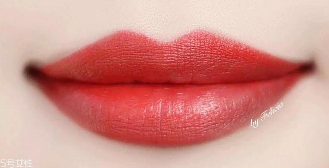 啞光口紅和霧面口紅的區(qū)別 口紅霧面和啞光的區(qū)別 啞光口紅和霧面口紅的區(qū)別 口紅霧面和啞光的區(qū)別
