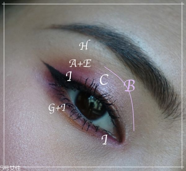 干玫瑰色眼妝怎么畫 干枯玫瑰色眼妝教程 干玫瑰色眼妝怎么畫 干枯玫瑰色眼妝教程