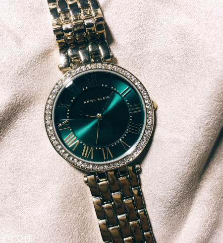 手表為什么中午跳日期？手表中午跳日期怎么辦？