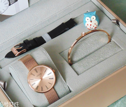 adexe手表多少錢？adexe手表正品價格