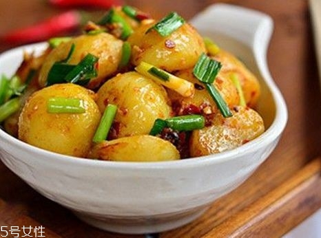 土豆不能和什么一起吃？土豆和黑木耳可以一起吃嗎？