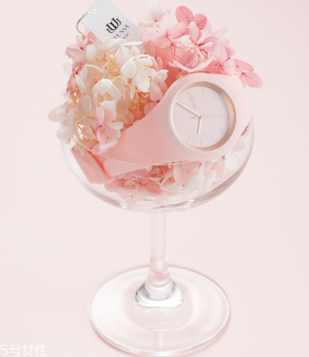 手表皮帶好還是鋼帶好？手表皮帶和鋼帶哪個好？