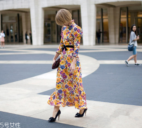 2018夏裝流行元素有哪些？2018夏裝流行趨勢