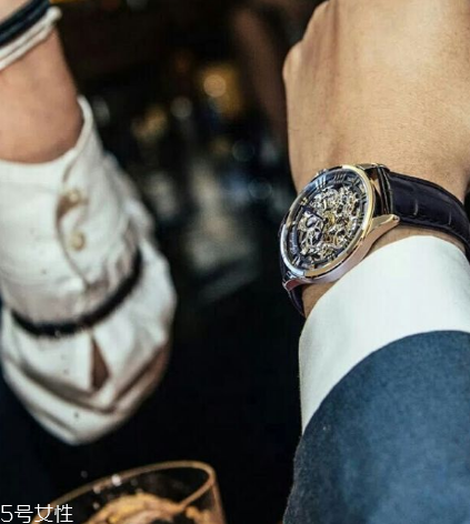 手表上有劃痕怎么辦？手表上的劃痕怎么處理？