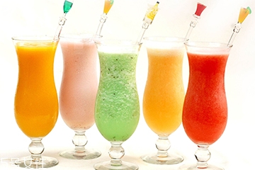 果汁是飲料嗎？果汁和飲料的區(qū)別