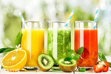 果汁和水果營(yíng)養(yǎng)價(jià)值一樣嗎？果汁和水果的營(yíng)養(yǎng)價(jià)值一樣嗎？