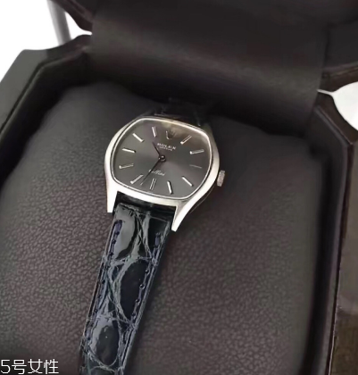 手表多久上一次發(fā)條？手表多長時間上一次發(fā)條？