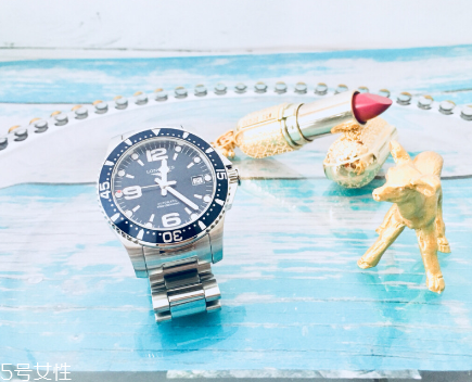 手表多久上一次油？手表多長(zhǎng)時(shí)間加一次油？