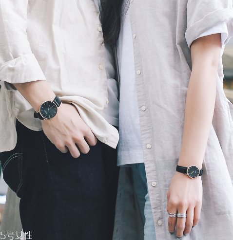 情侶手表怎么搭配？情侶表搭配建議
