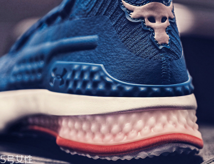 ua project rock 1安德瑪強(qiáng)森簽名鞋發(fā)售日期_多少錢？