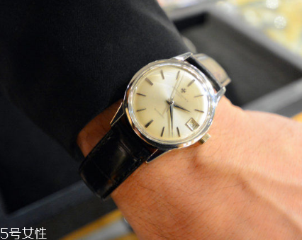 手表過敏怎么處理？戴手表過敏解決辦法