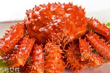 帝王蟹是什么顏色的？帝王蟹哪個顏色好？