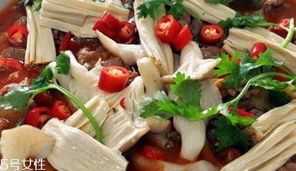 雞血的好處 雞血吃多了有什么好處？