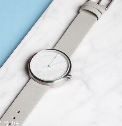 手表和手鐲能一起帶嗎？手表和手鐲怎么同時(shí)帶？