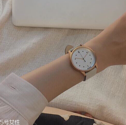 手表和手鐲能一起帶嗎？手表和手鐲怎么同時(shí)帶？